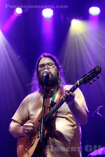 MATTHEW E. WHITE - 2013-11-07 - PARIS - La Cigale - 